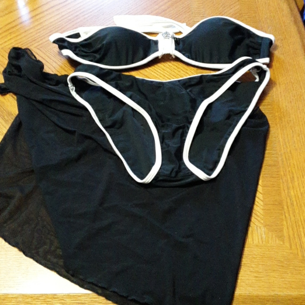3 piece Venus bikini